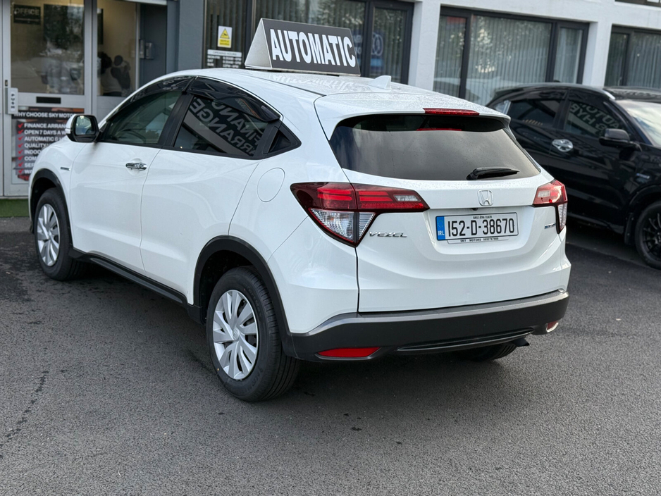 2015 Honda Vezel - image 6