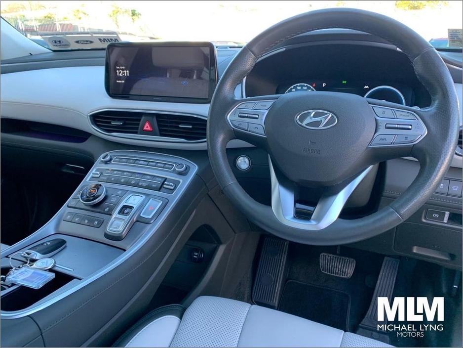 2023 Hyundai Santa Fe Premium Phev 5DR Auto €44,995