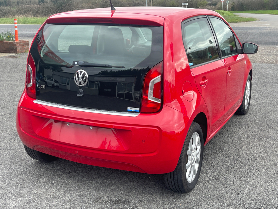 2015 Volkswagen up! - image 7