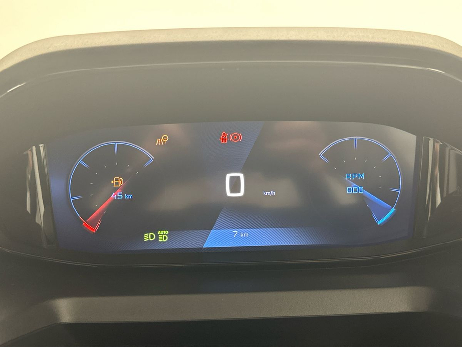 2026 Peugeot Partner - image 13