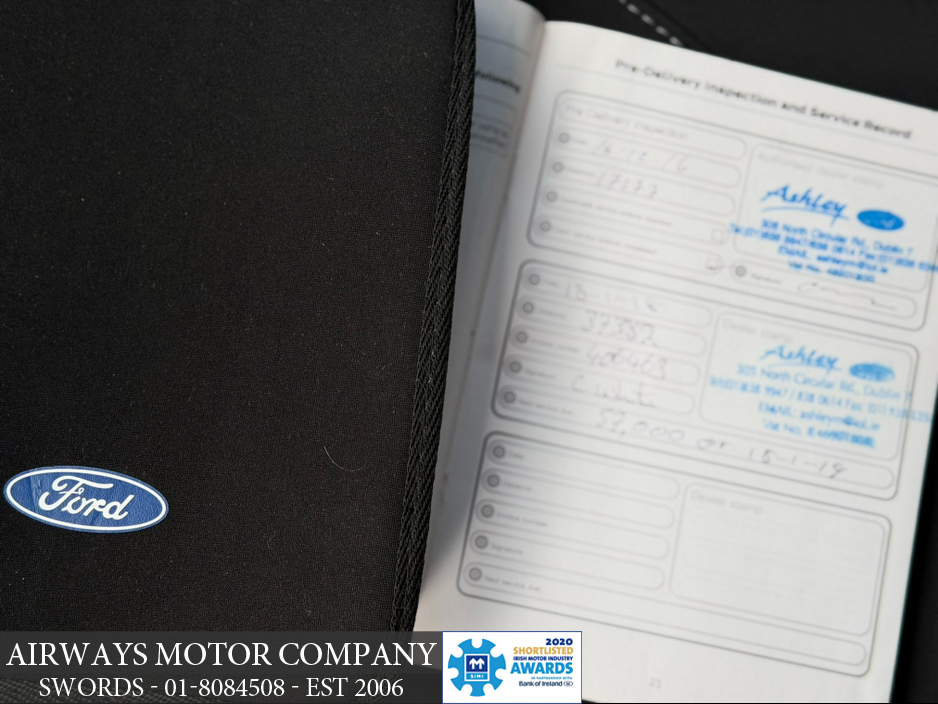 2016 Ford Focus - image 26