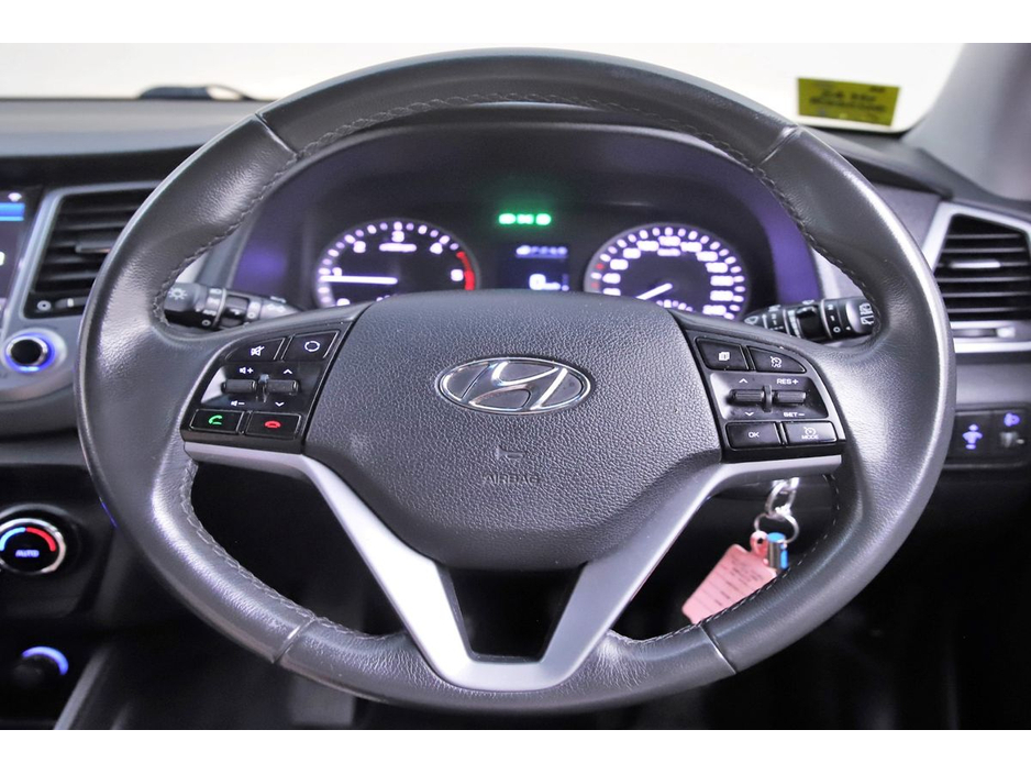 2016 Hyundai Tucson - image 17