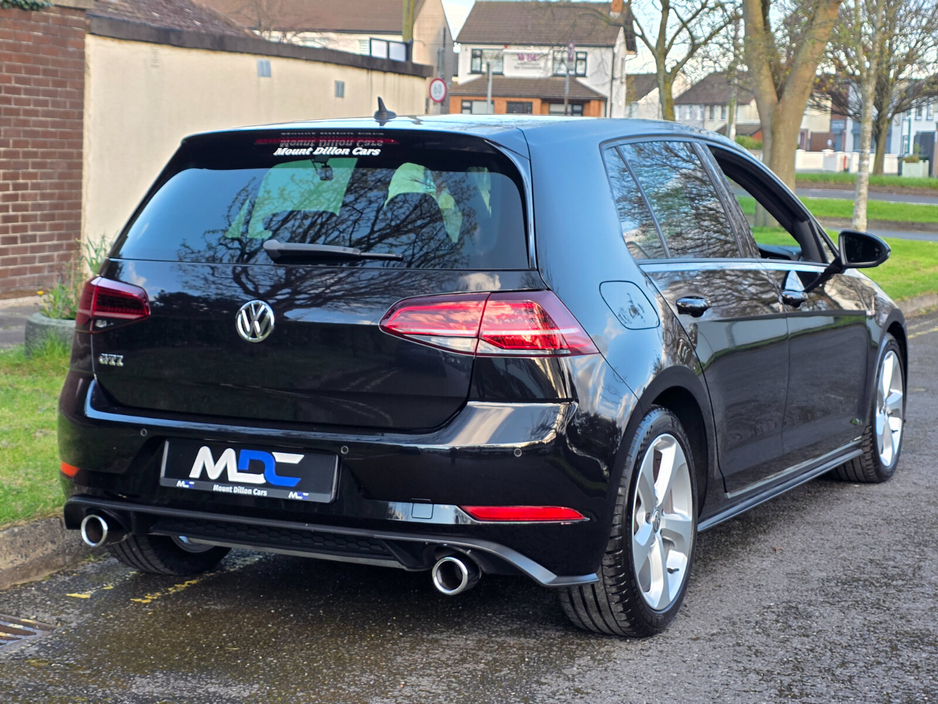 2017 Volkswagen Golf - image 7