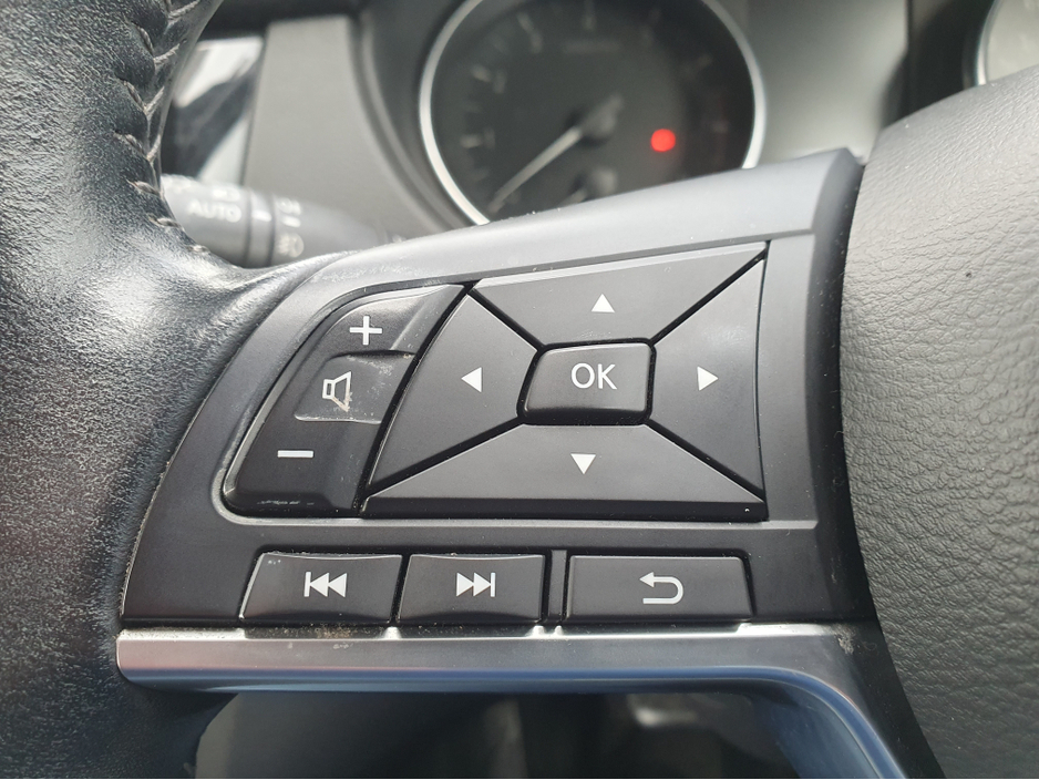 2017 Nissan Qashqai - image 13