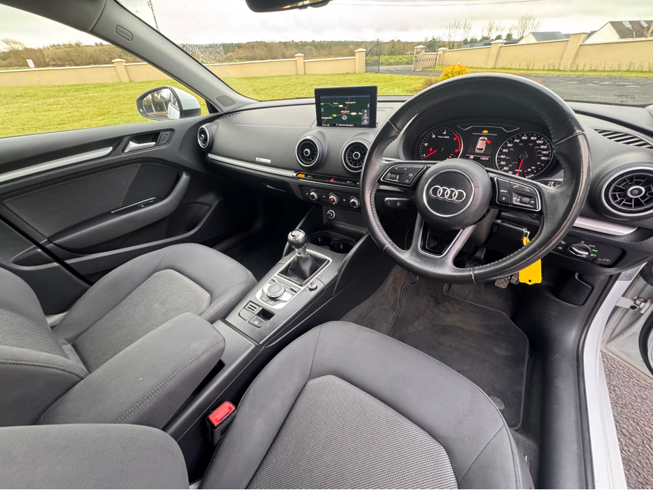 2017 Audi A3 - image 3