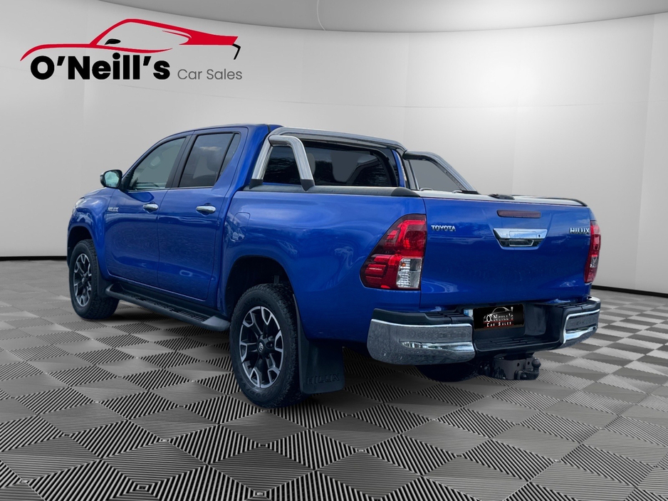 2018 Toyota Hilux - image 7