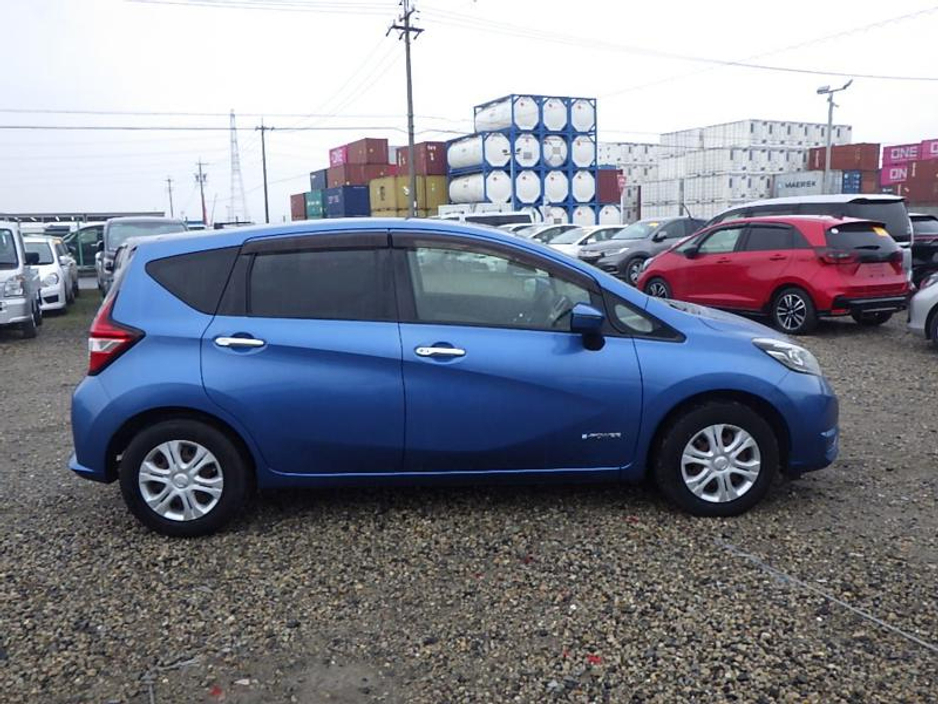 2017 Nissan Note - image 5