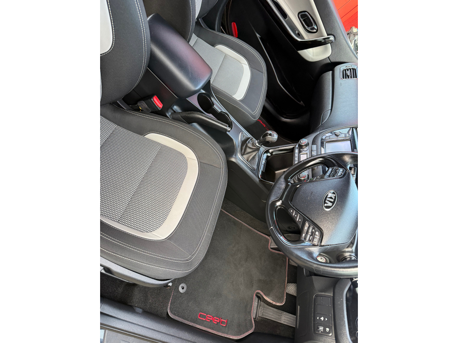 2018 Kia Ceed CEE'D 1.4 EX 5DR SAM €13,950