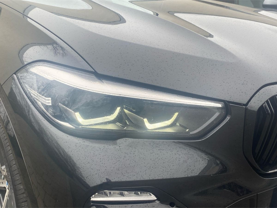 2019 BMW X5 - image 19