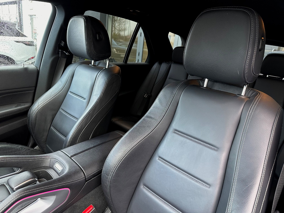 2022 Mercedes-Benz GLE Class - image 2