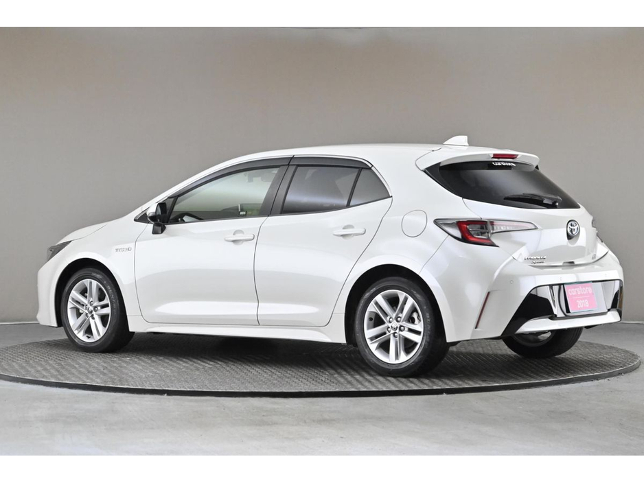 2018 Toyota Corolla - image 6