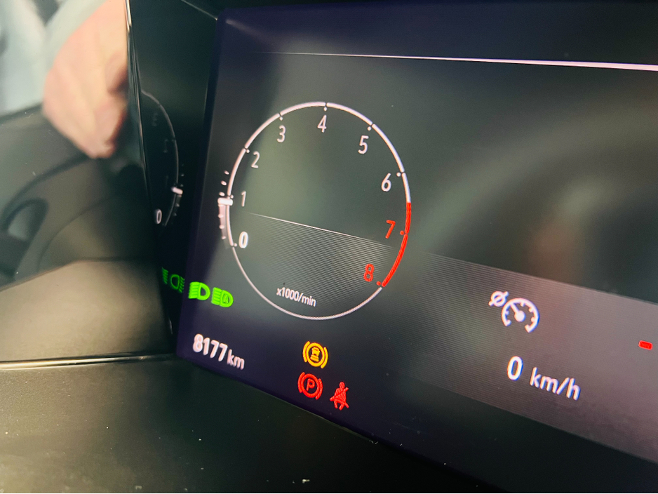 2024 Opel Grandland NOW SOLD THANK YOU www.bolands.ie Est.1955