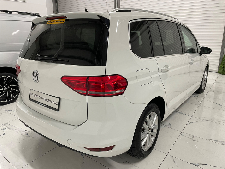 2018 Volkswagen Touran  €20,895