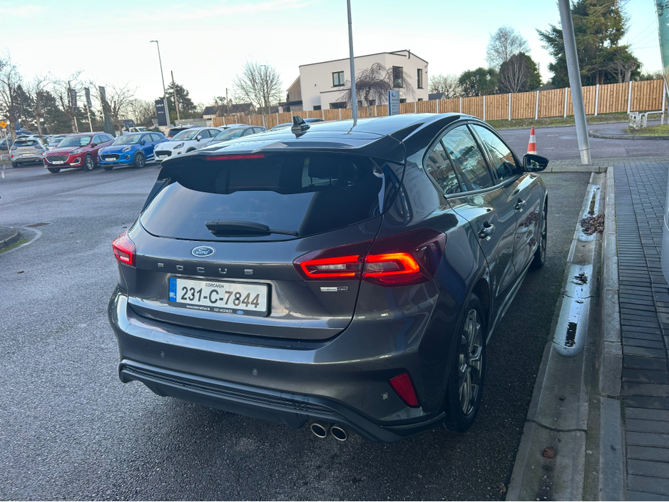 2023 Ford Focus ST-LINE 1.0T 125 MHEV DC DC7 F 4DR €29,950