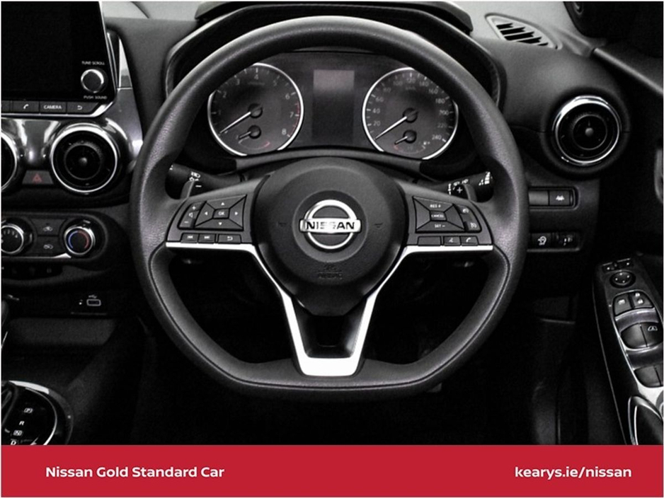 2020 Nissan Juke - image 17