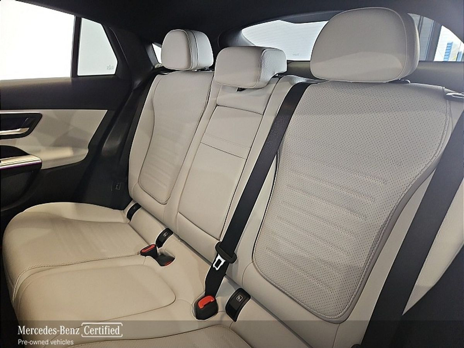 2024 Mercedes-Benz GLC Class - image 16