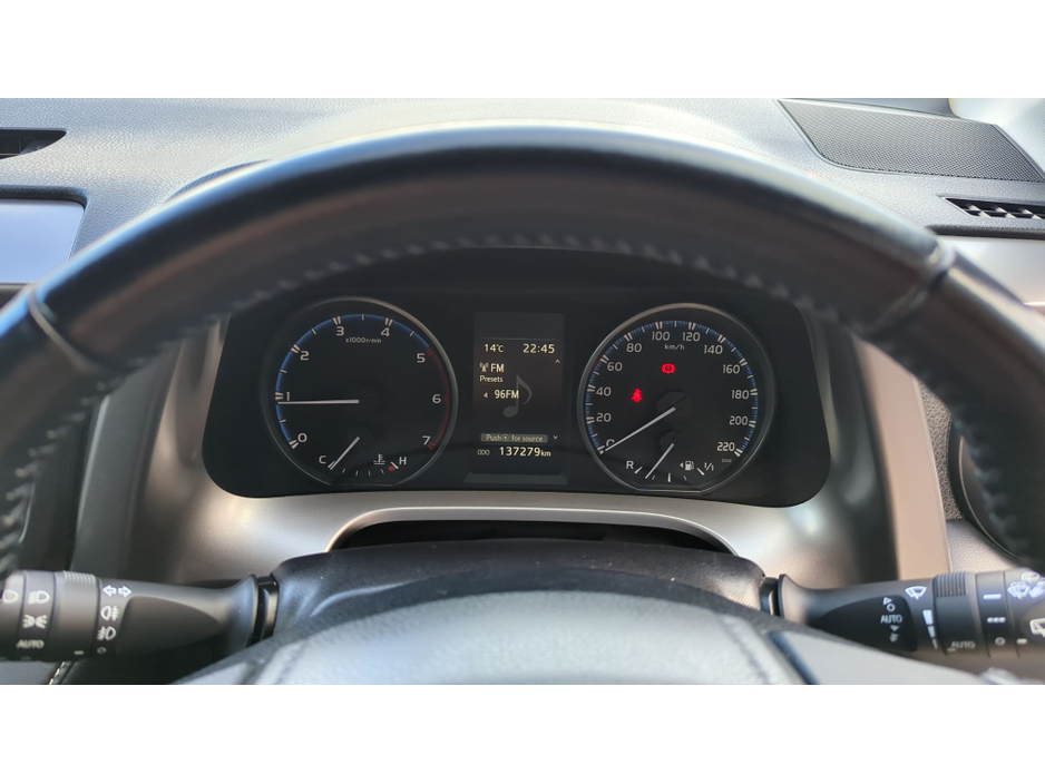 2016 Toyota Rav4 - image 5