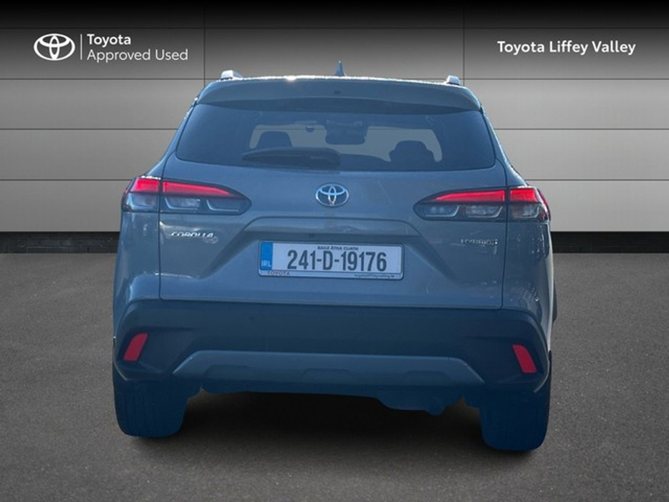 2024 Toyota Corolla Cross - image 4