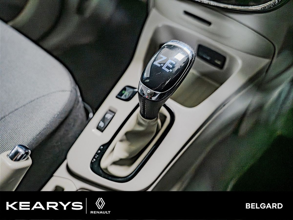 2016 Renault Zoe - image 14