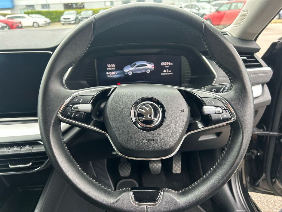 2023 Skoda Octavia - image 18