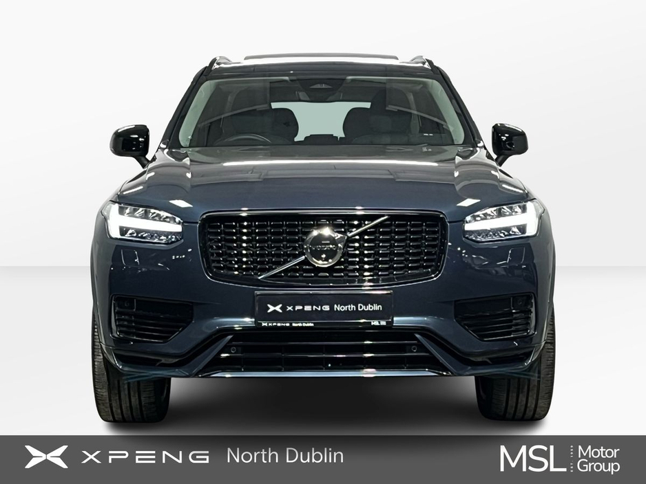 2023 Volvo XC90 - image 11