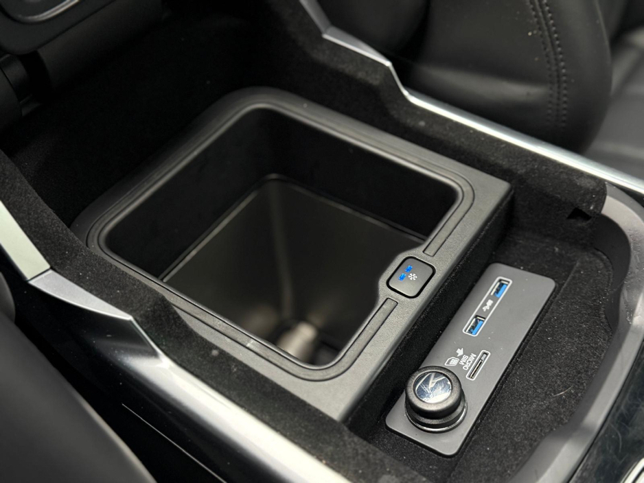 2022 Land Rover Range Rover Sport - image 20