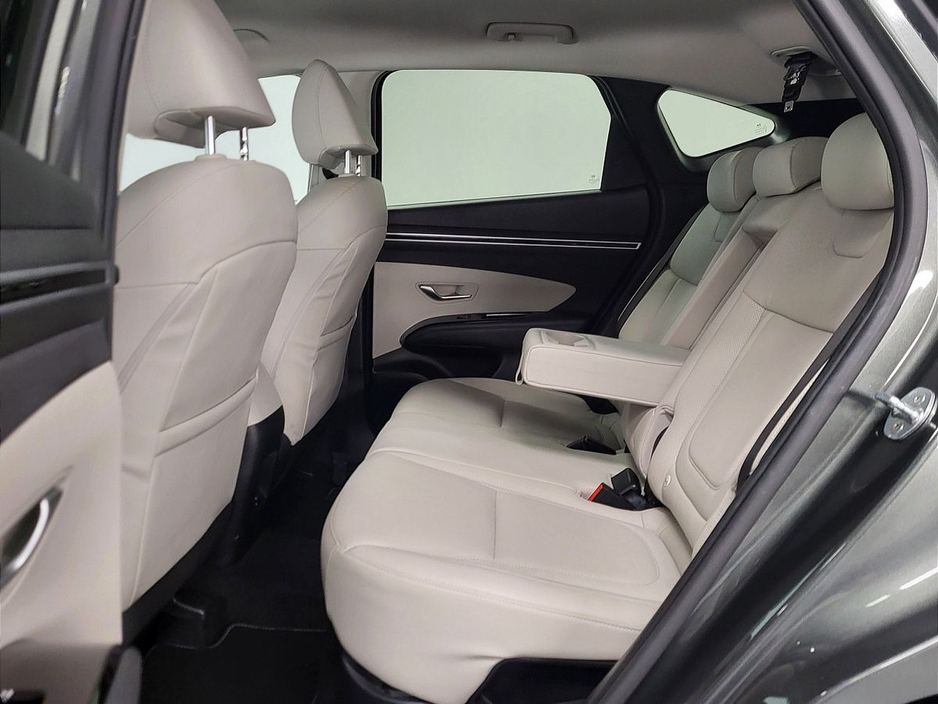 2021 Hyundai Tucson - image 9