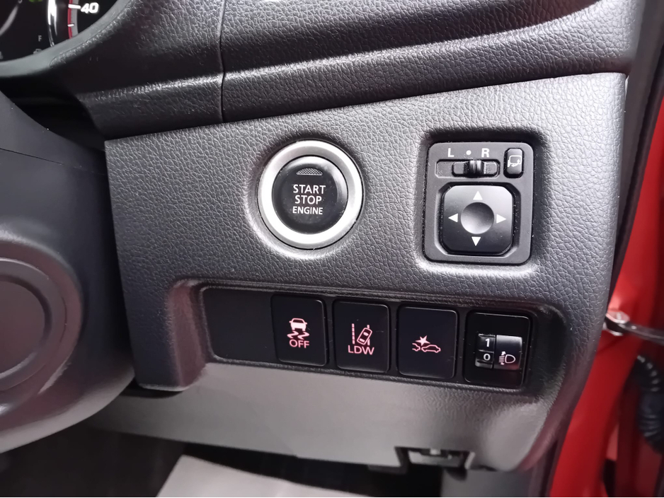 2019 Mitsubishi L200 " INTENSE " 6 SPEED 4DR 2.3 DID  4x4  6 SPEED @ REDDY2DRIVE LTD €25,000
