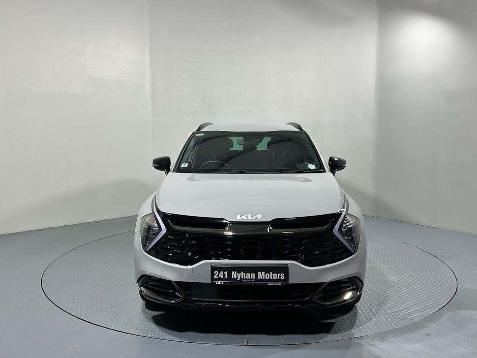 2024 Kia Sportage - image 2