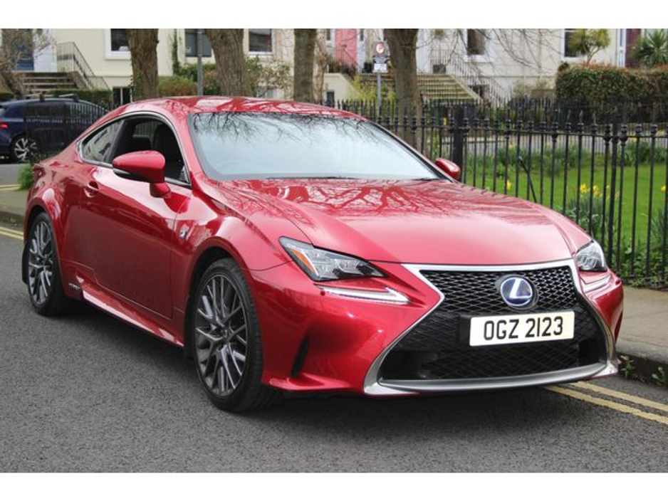 2016 Lexus RC 300 h - image 3