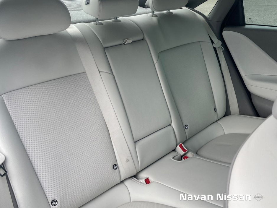 2024 Hyundai Ioniq 6 - image 13