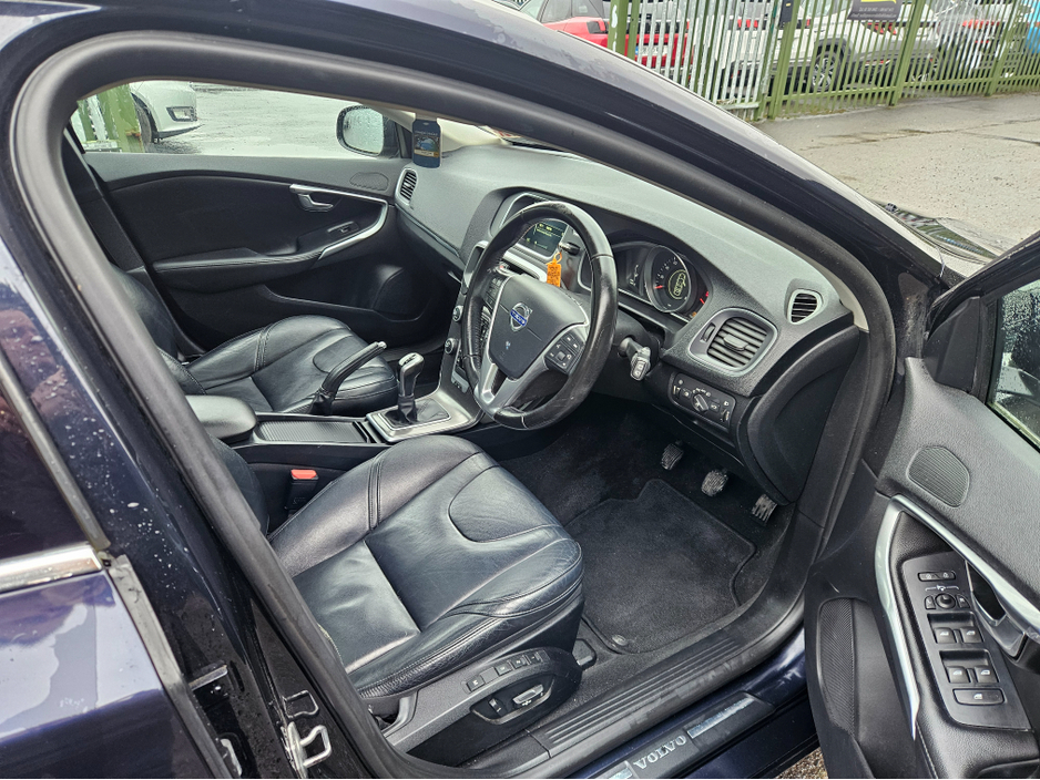 2016 Volvo V40 2.0 D2 SE NAV 120BHP 5DR 40 SERIES €8,450