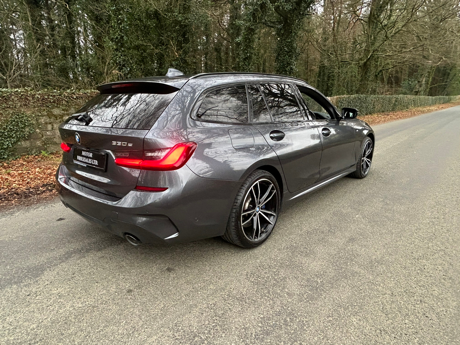 2021 BMW 3 Series  €28,850