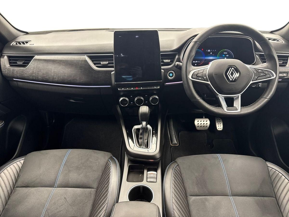 2024 Renault Arkana - image 8