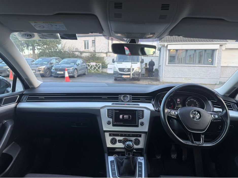 2015 Volkswagen Passat COMFORTLINE 1.6 TDI MANUAL 6SPEED FWD 120HP 4DR €9,990