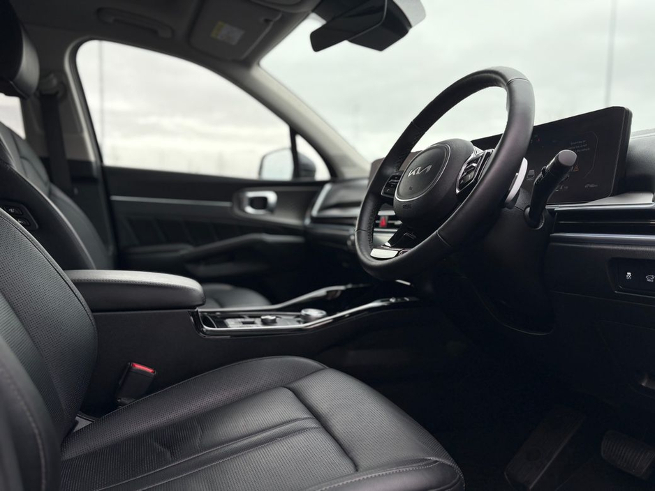 2024 Kia Sorento - image 8