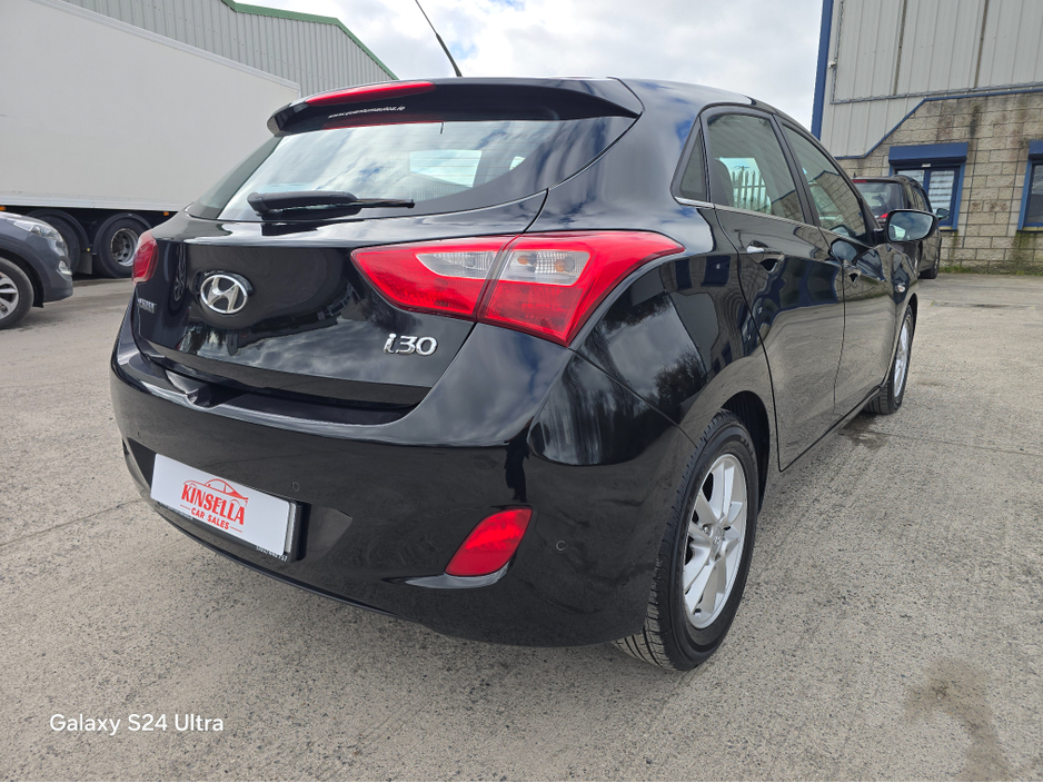 2016 Hyundai i30 - image 4