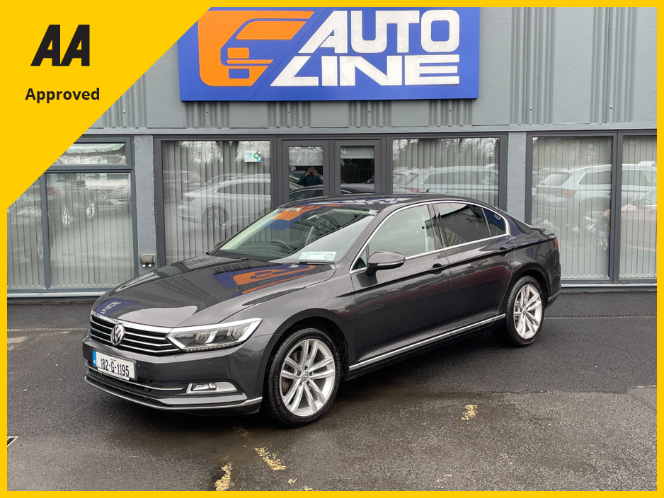 2018 Volkswagen Passat - image 3