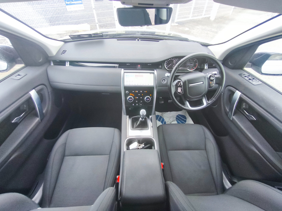 2020 Land Rover Discovery Sport - image 11