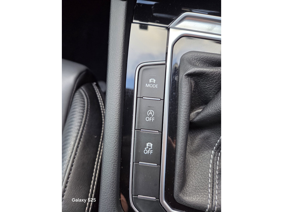 2017 Volkswagen Passat  €19,950