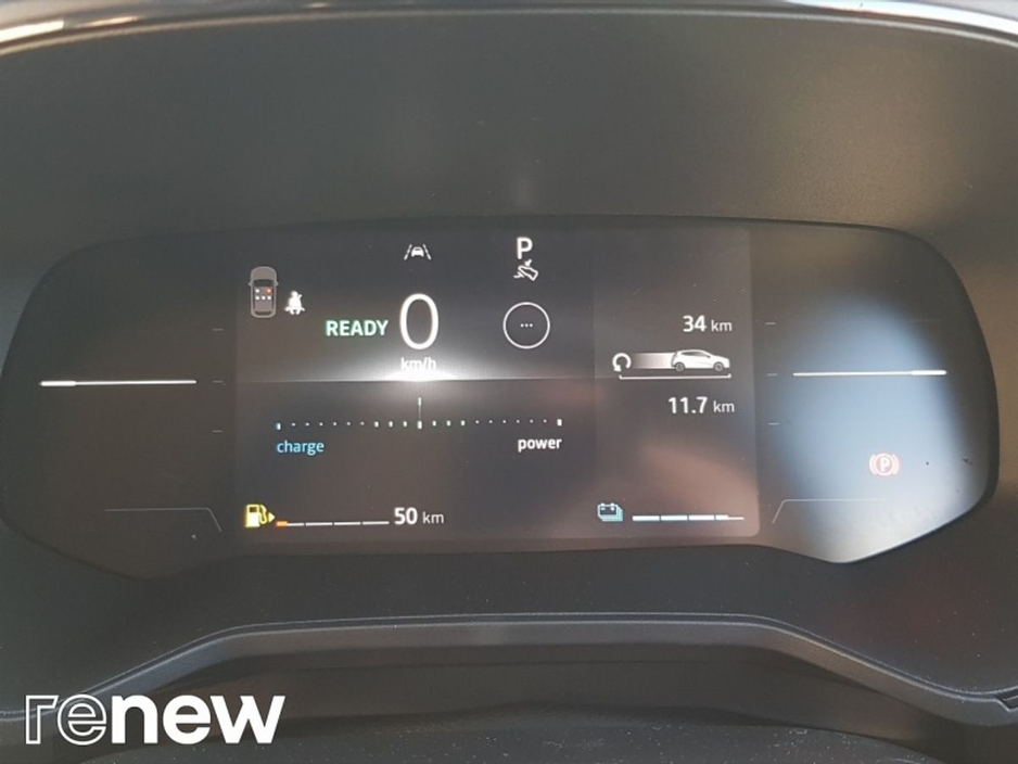 2026 Renault Clio - image 13