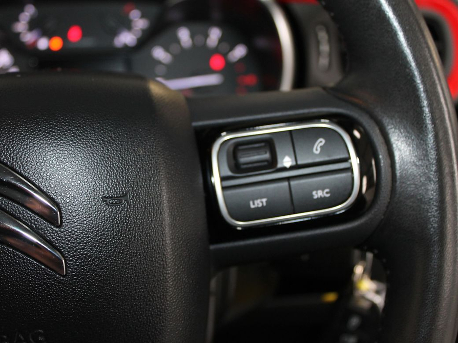 2017 Citroen C3 - image 25