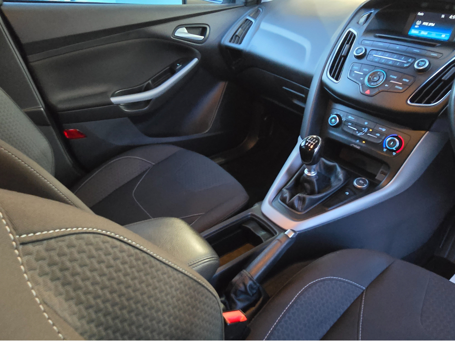 2015 Ford Focus 1.6 TDCI ZETEC €13,995