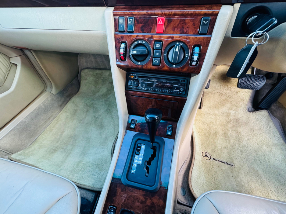 1995 Mercedes-Benz E Class E 320 COUPE AUTO €12,950