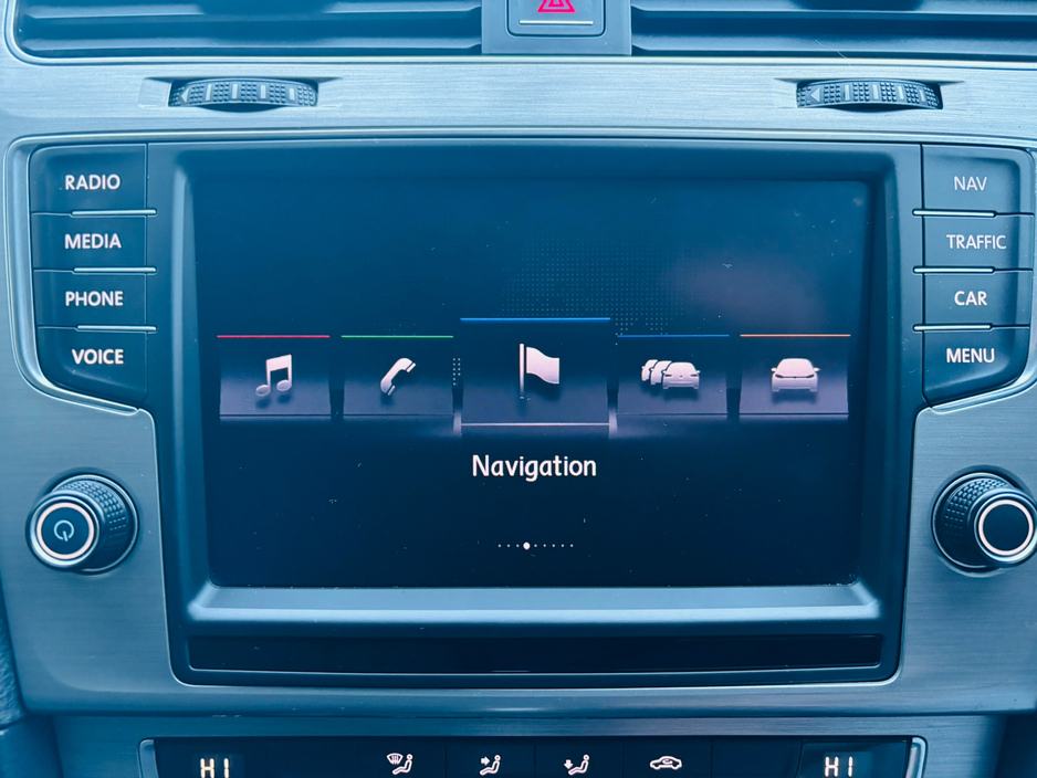 2015 Volkswagen Golf  €12,950