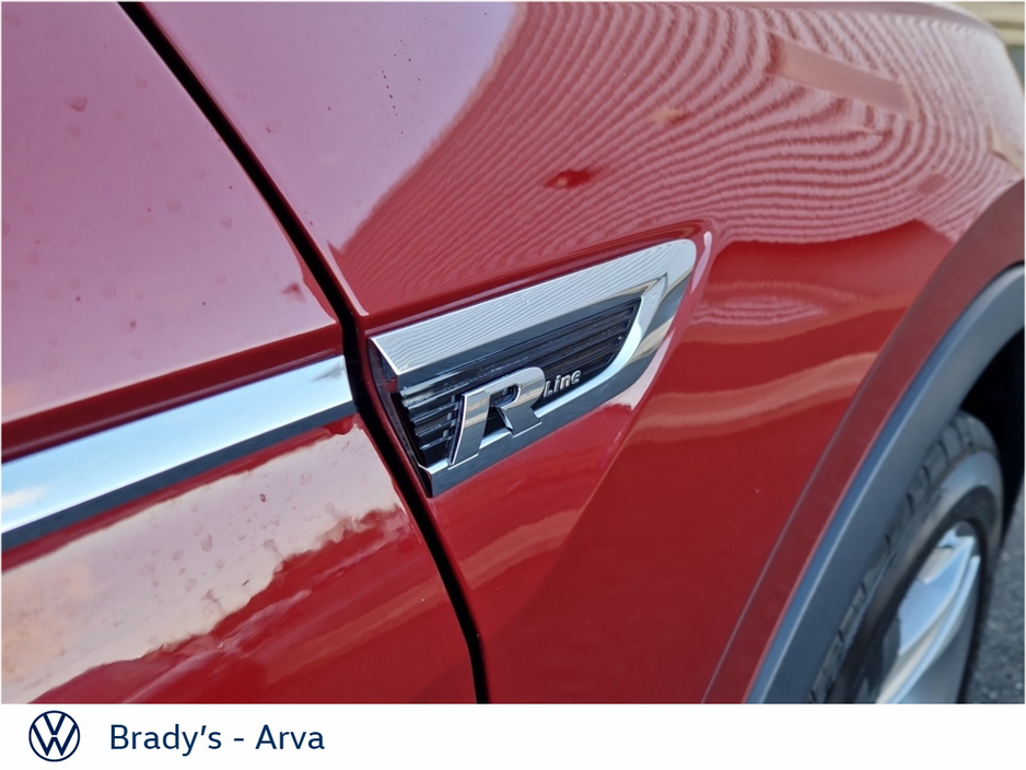 2018 Volkswagen Tiguan - image 21