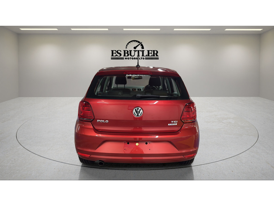 2016 Volkswagen Polo  €12,900