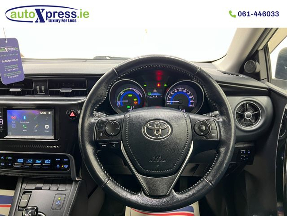 2016 Toyota Auris 1.8 Automatic, Hybrid, Reversing camera €12,895