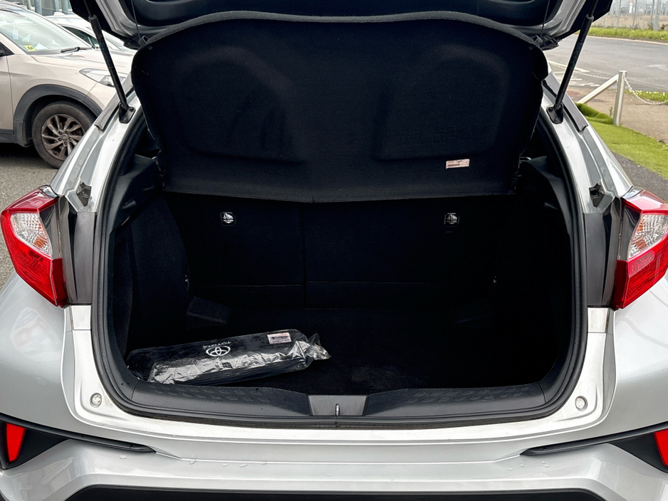 2018 Toyota C-HR - image 15