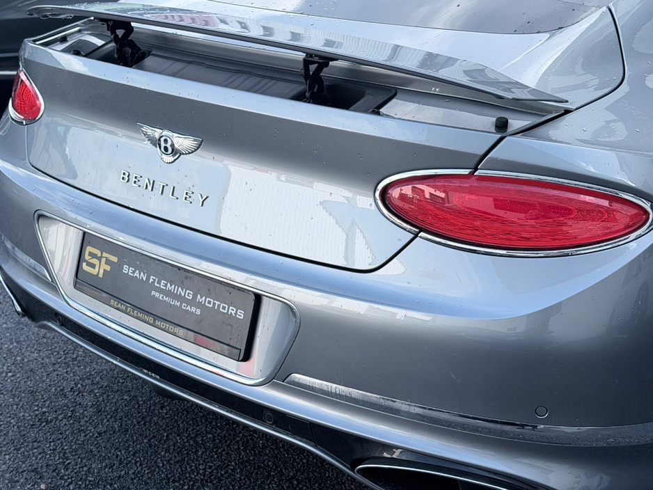 2019 Bentley Continental - image 16